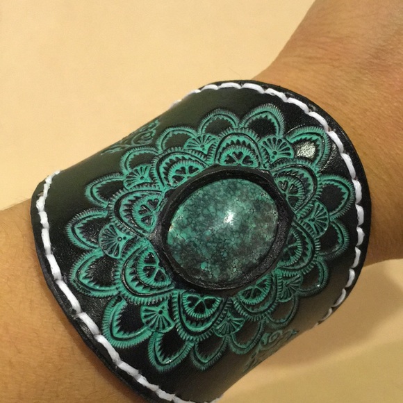 Boho Mandala Style Tooled Leather Cuff Bracelet with Hubei Turquoise Inlay - Picture 11 of 11